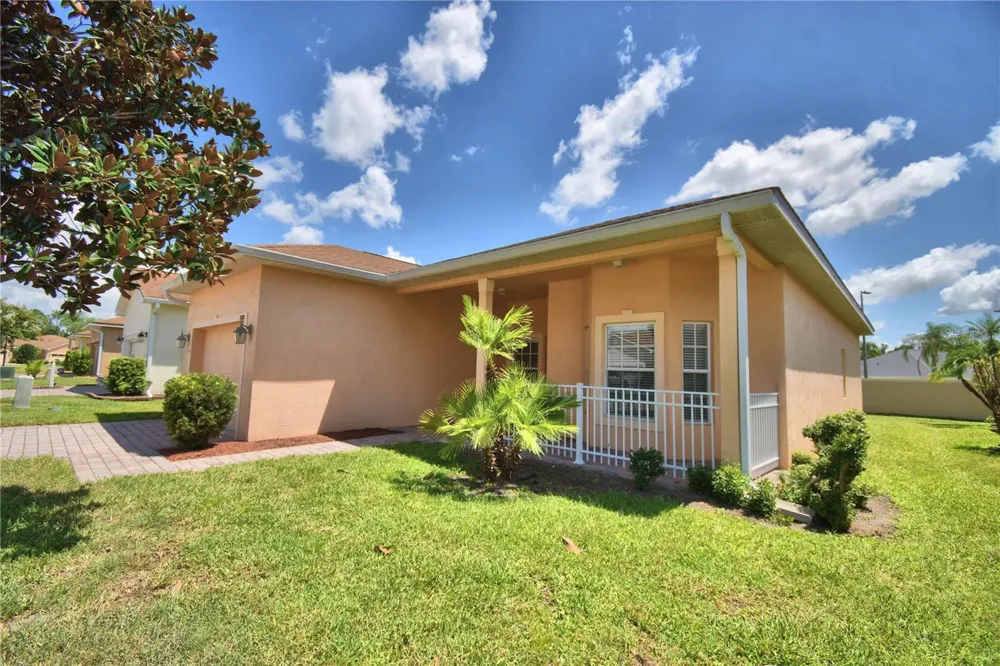 2338 SALZBURG LOOP Winter Haven, FL 33884