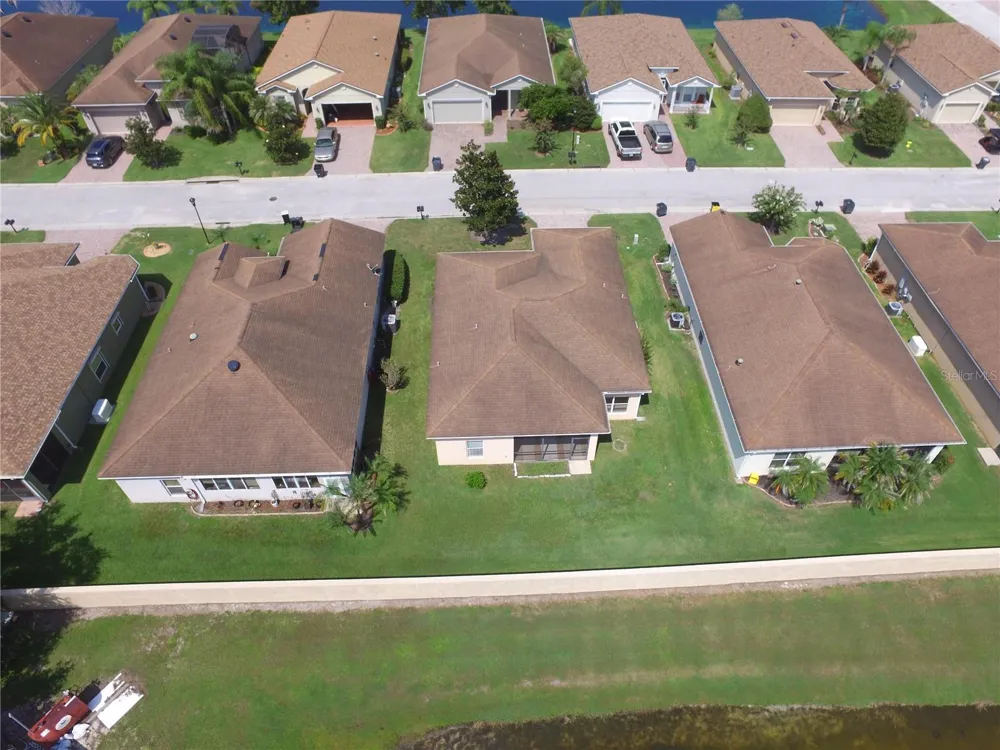 2338 SALZBURG LOOP Winter Haven, FL 33884