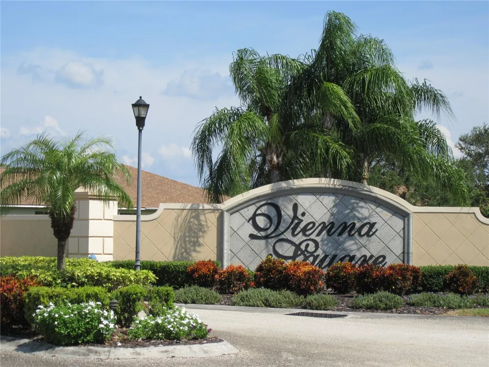 2338 SALZBURG LOOP Winter Haven, FL 33884