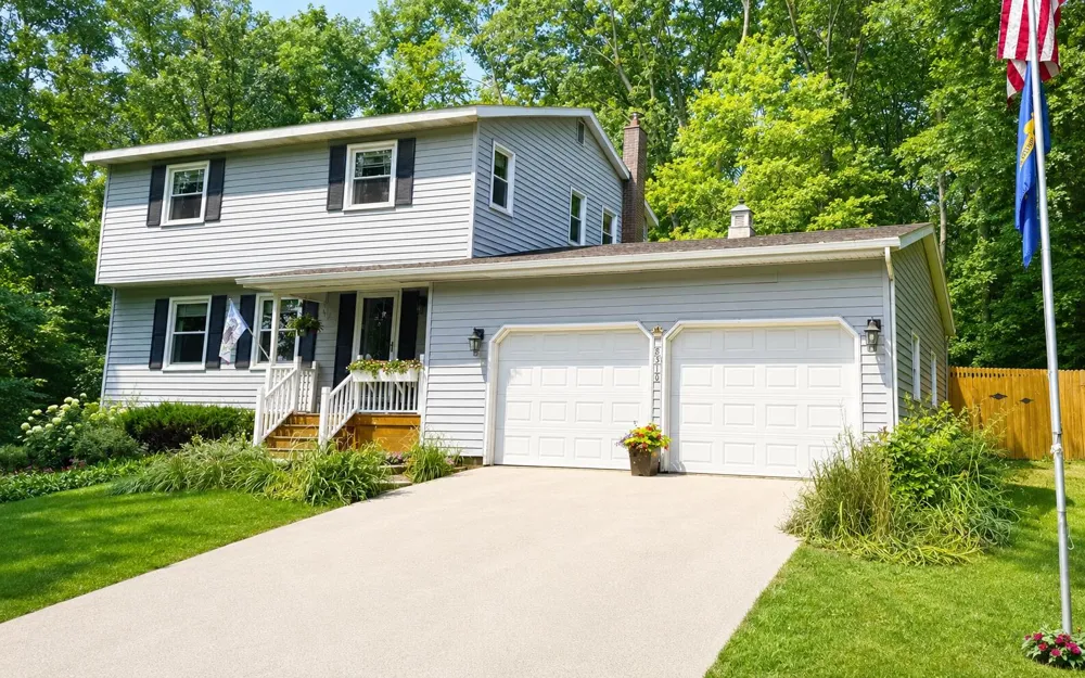8310 Mccords Avenue SE Alto, MI 49302