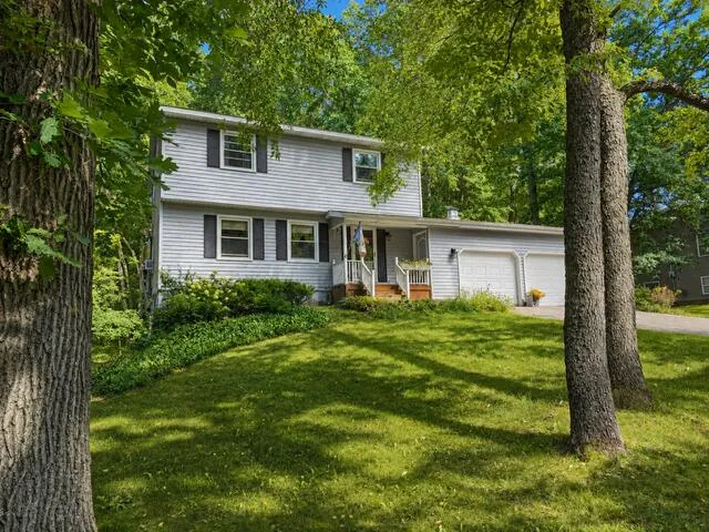 8310 Mccords Avenue SE Alto, MI 49302