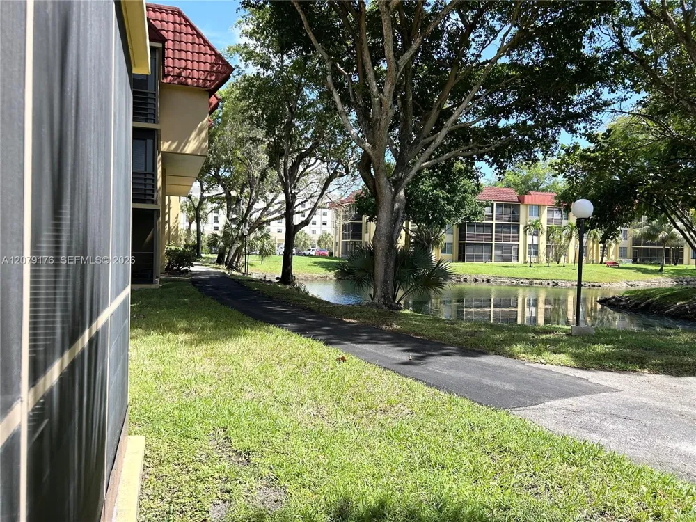 3253 Foxcroft Rd #G110 Miramar, FL 33025