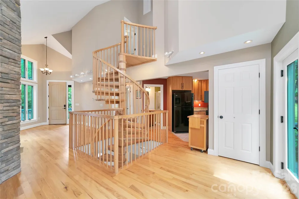 72 Memory Lane Brevard, NC 28712