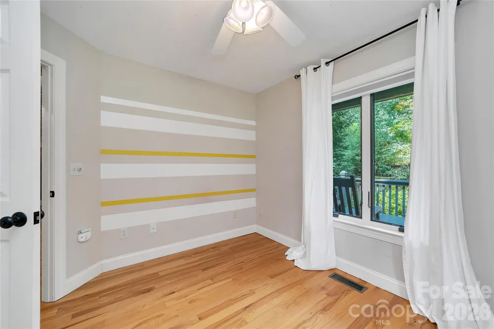 72 Memory Lane Brevard, NC 28712