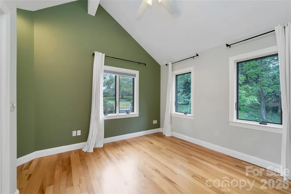 72 Memory Lane Brevard, NC 28712