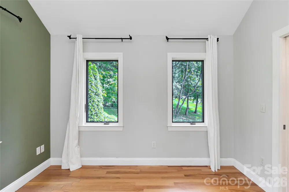 72 Memory Lane Brevard, NC 28712
