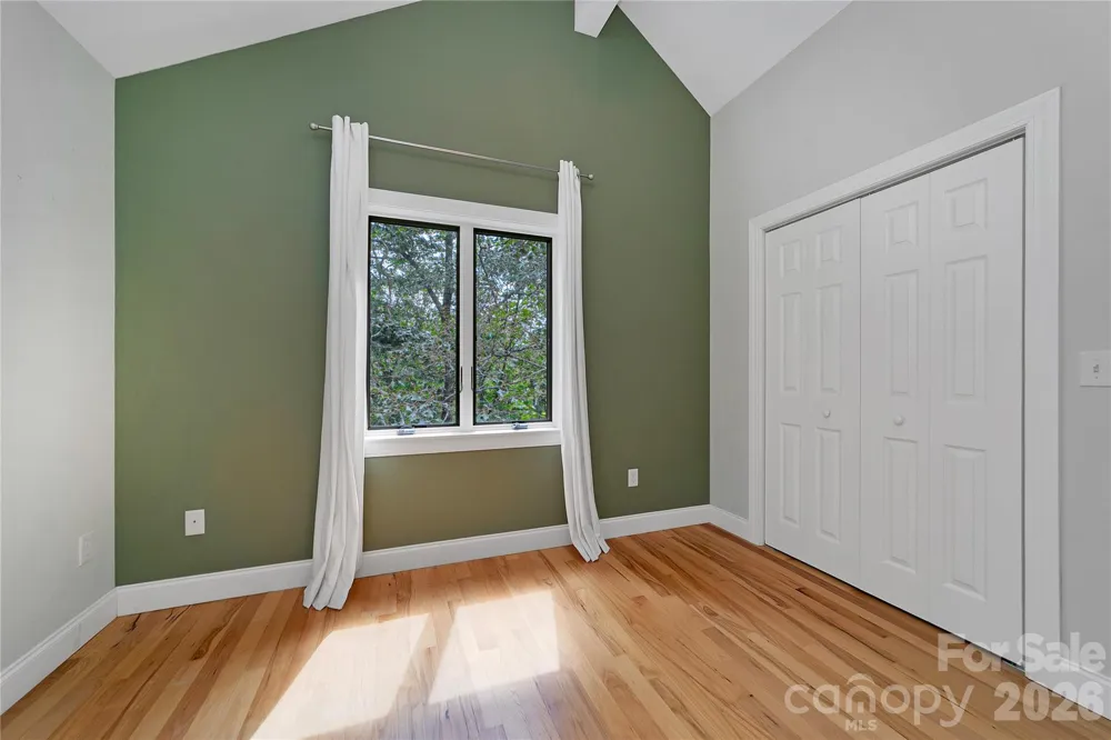72 Memory Lane Brevard, NC 28712
