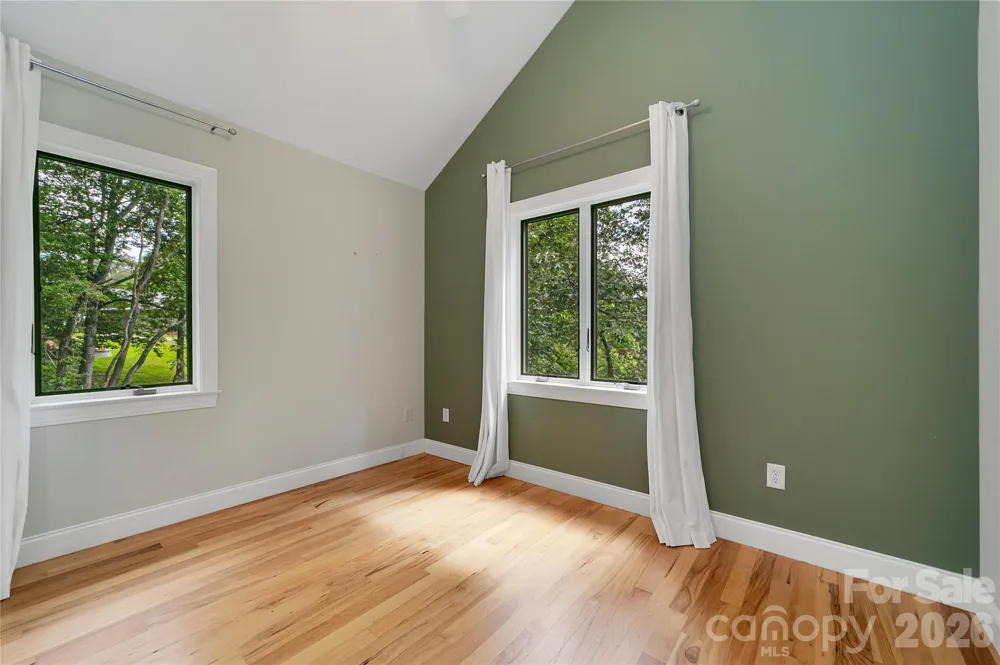 72 Memory Lane Brevard, NC 28712