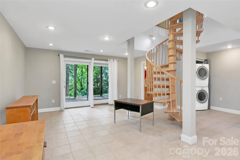 72 Memory Lane Brevard, NC 28712