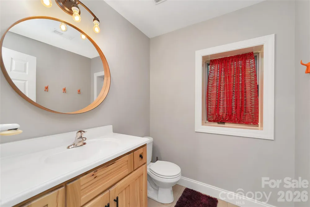 72 Memory Lane Brevard, NC 28712