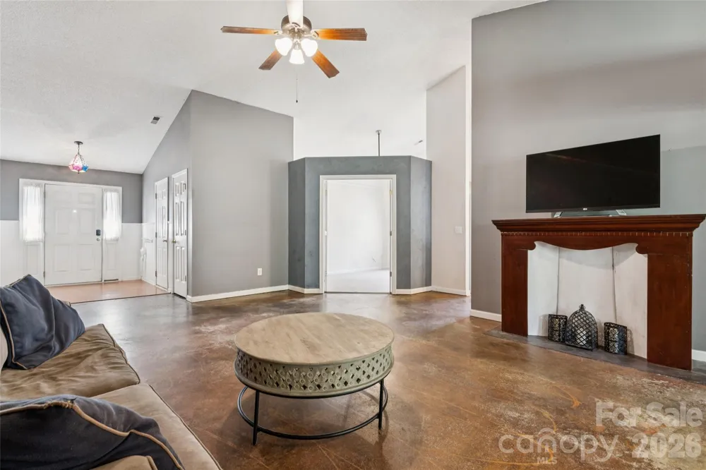 3609 Edgeview Drive Indian Trail, NC 28079