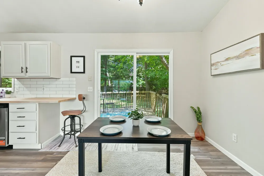2046 Roberts Road Muskegon, MI 49445