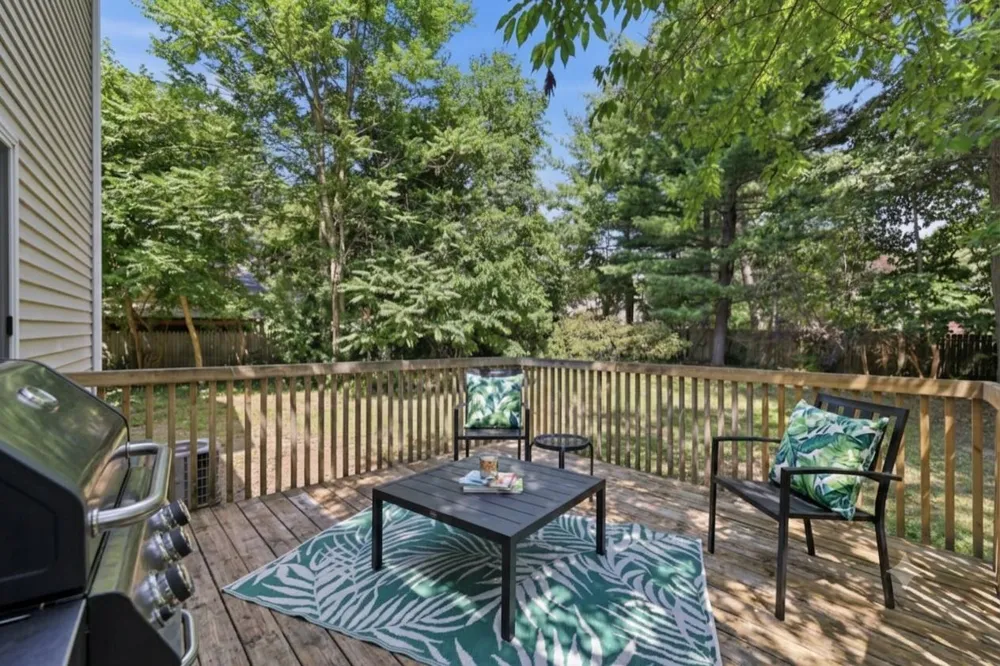 2046 Roberts Road Muskegon, MI 49445