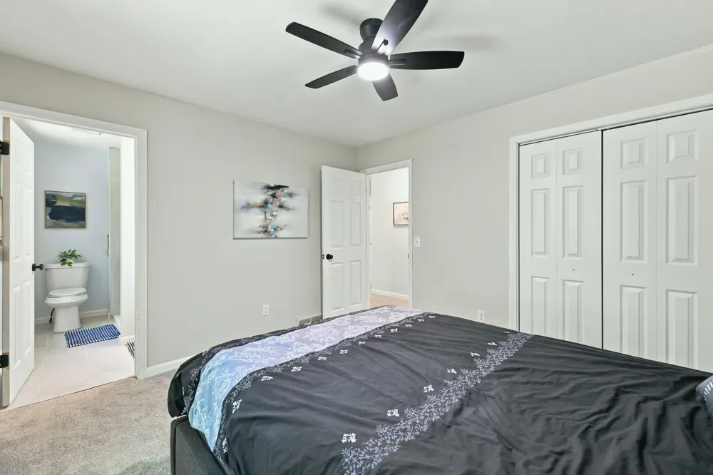 2046 Roberts Road Muskegon, MI 49445
