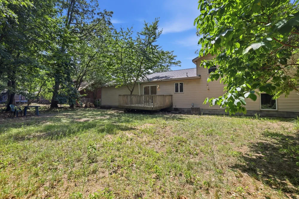 2046 Roberts Road Muskegon, MI 49445