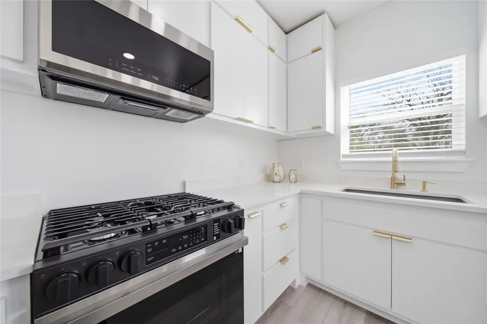 208 W Houston Street Broken Arrow, OK 74012
