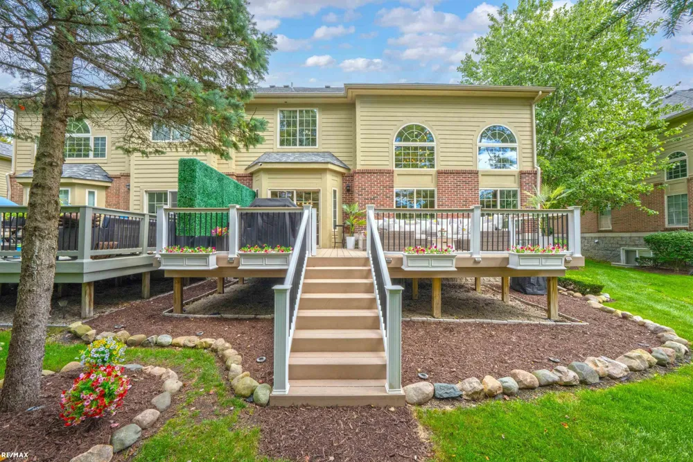 53183 Celtic Drive Shelby Charter Township, MI 48315