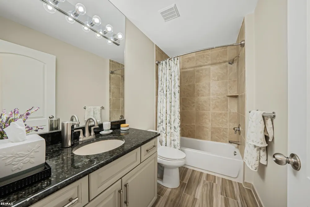 53183 Celtic Drive Shelby Charter Township, MI 48315