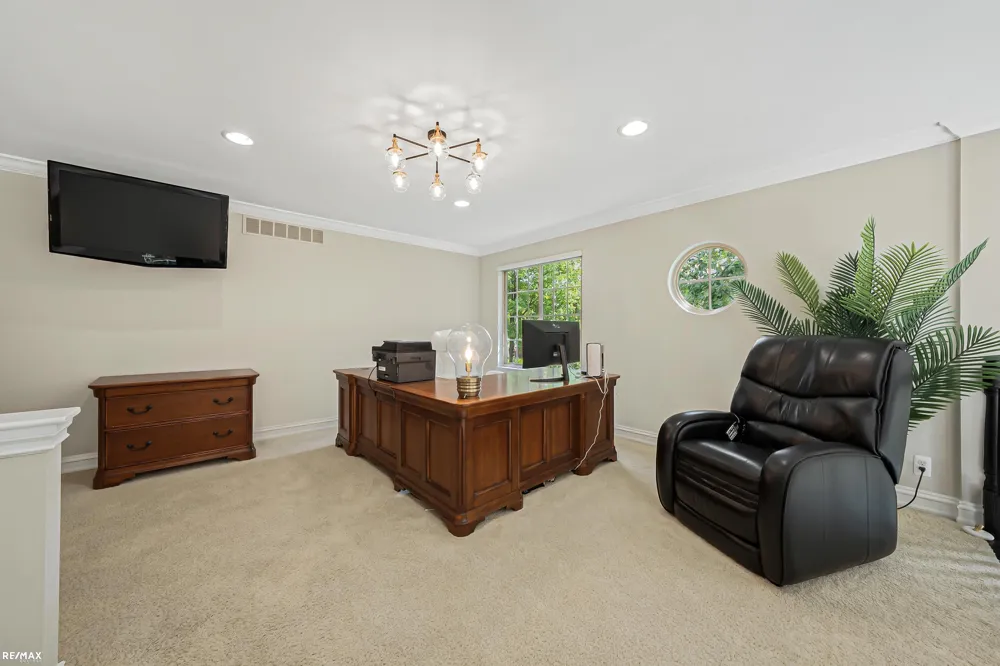 53183 Celtic Drive Shelby Charter Township, MI 48315