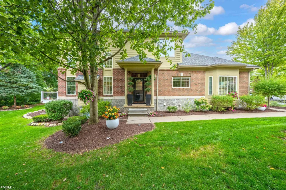 53183 Celtic Drive Shelby Charter Township, MI 48315
