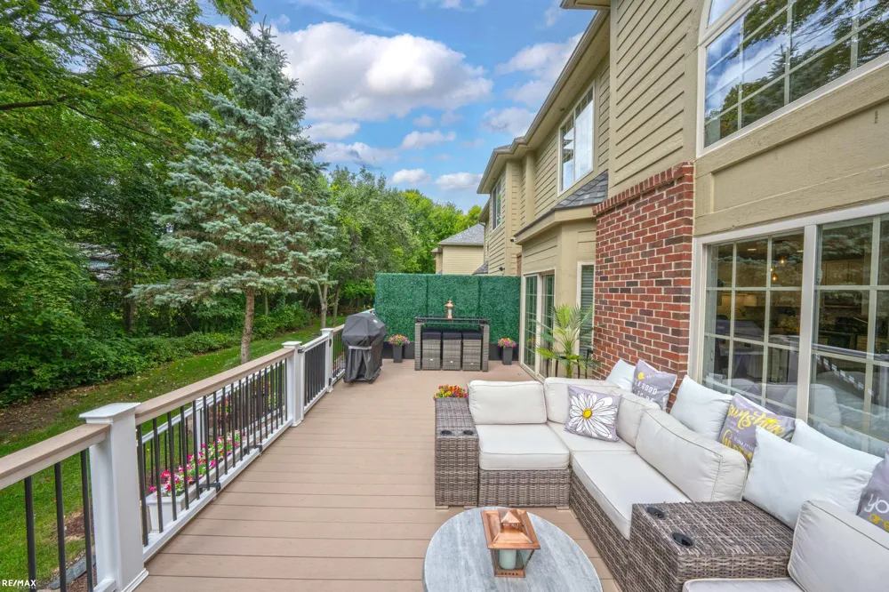 53183 Celtic Drive Shelby Charter Township, MI 48315