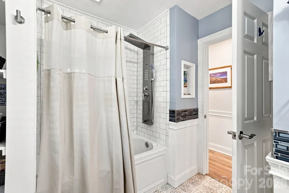 205 Dornoch Drive Matthews, NC 28104