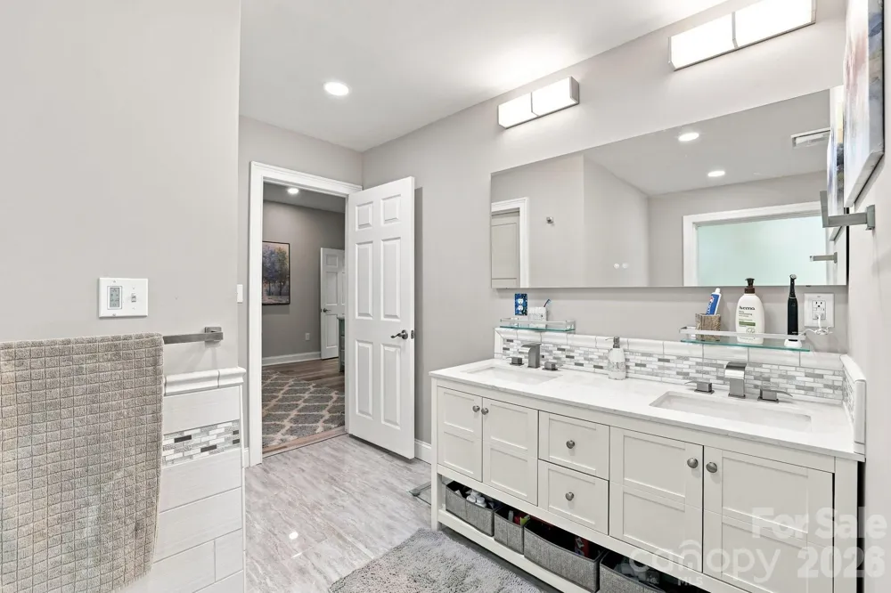 205 Dornoch Drive Matthews, NC 28104