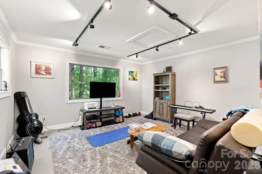 205 Dornoch Drive Matthews, NC 28104