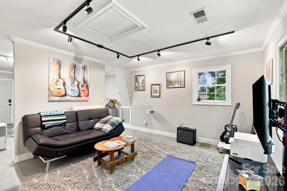 205 Dornoch Drive Matthews, NC 28104
