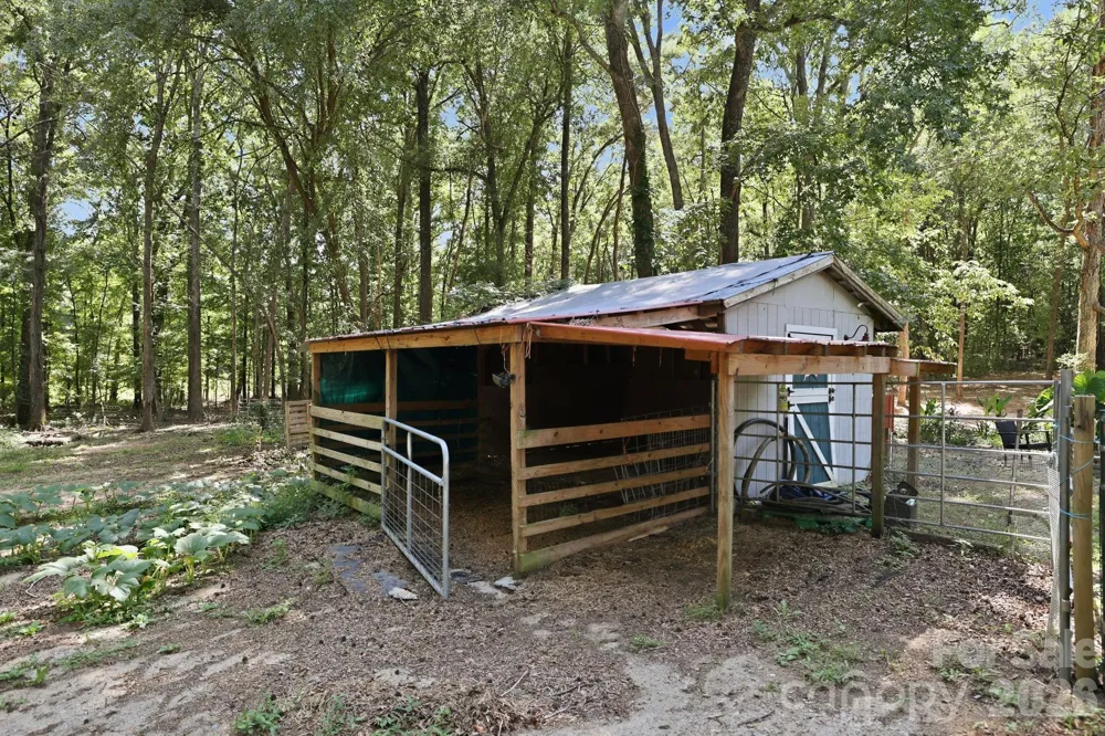 205 Dornoch Drive Matthews, NC 28104