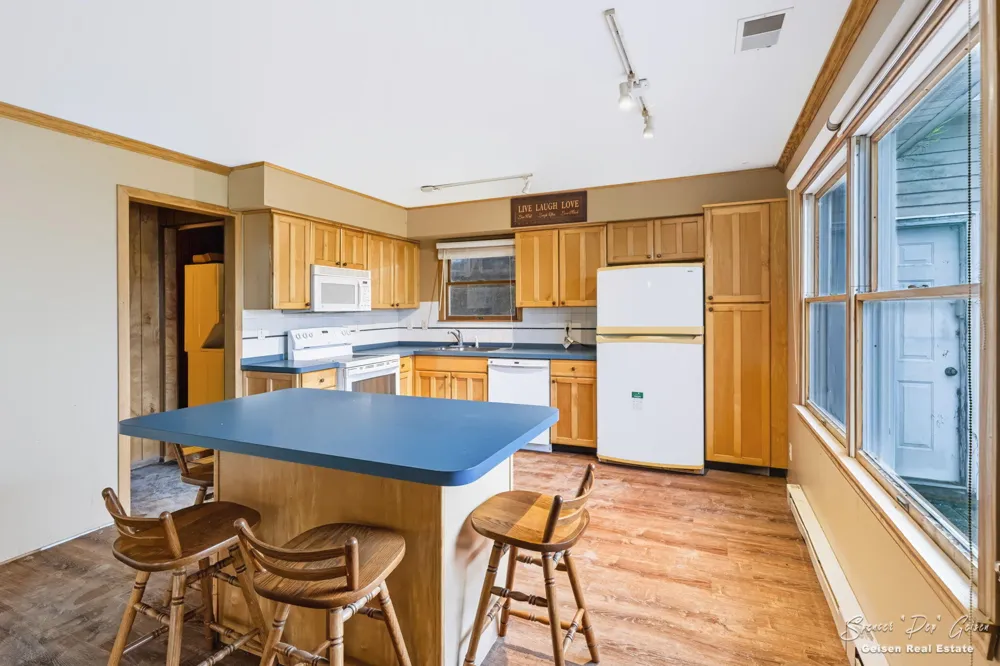 8398 Hidden Trail Orleans, MI 48865