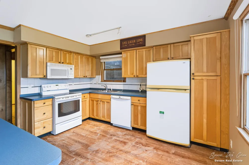 8398 Hidden Trail Orleans, MI 48865