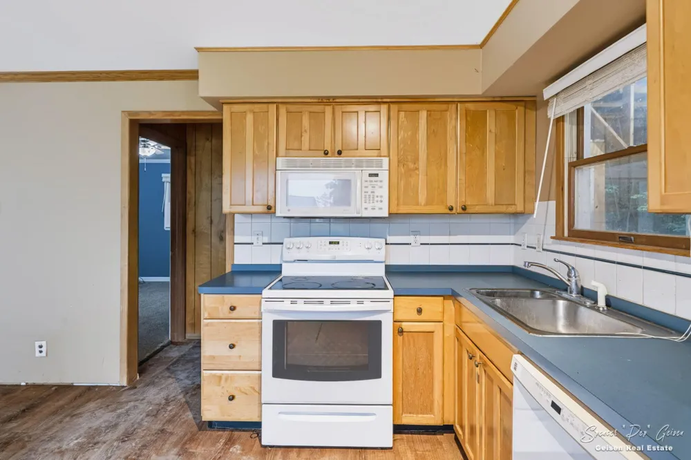 8398 Hidden Trail Orleans, MI 48865