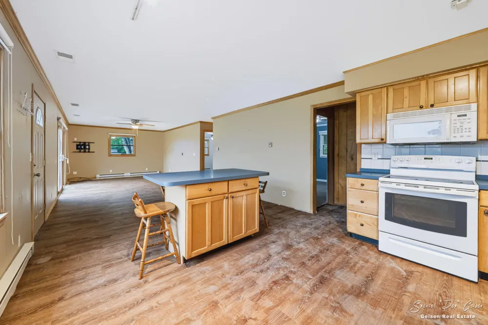 8398 Hidden Trail Orleans, MI 48865