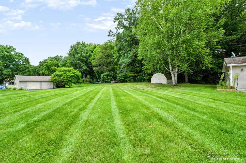 8398 Hidden Trail Orleans, MI 48865