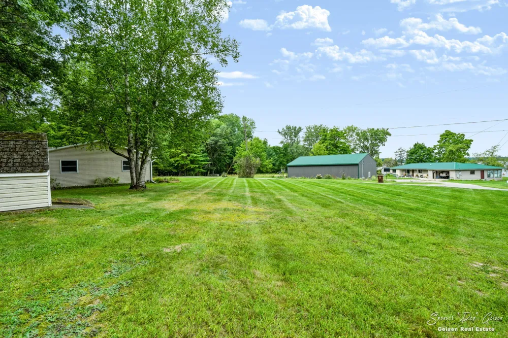 8398 Hidden Trail Orleans, MI 48865