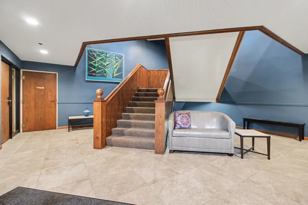 2115 Nature Cove Court #203 Ann Arbor, MI 48104