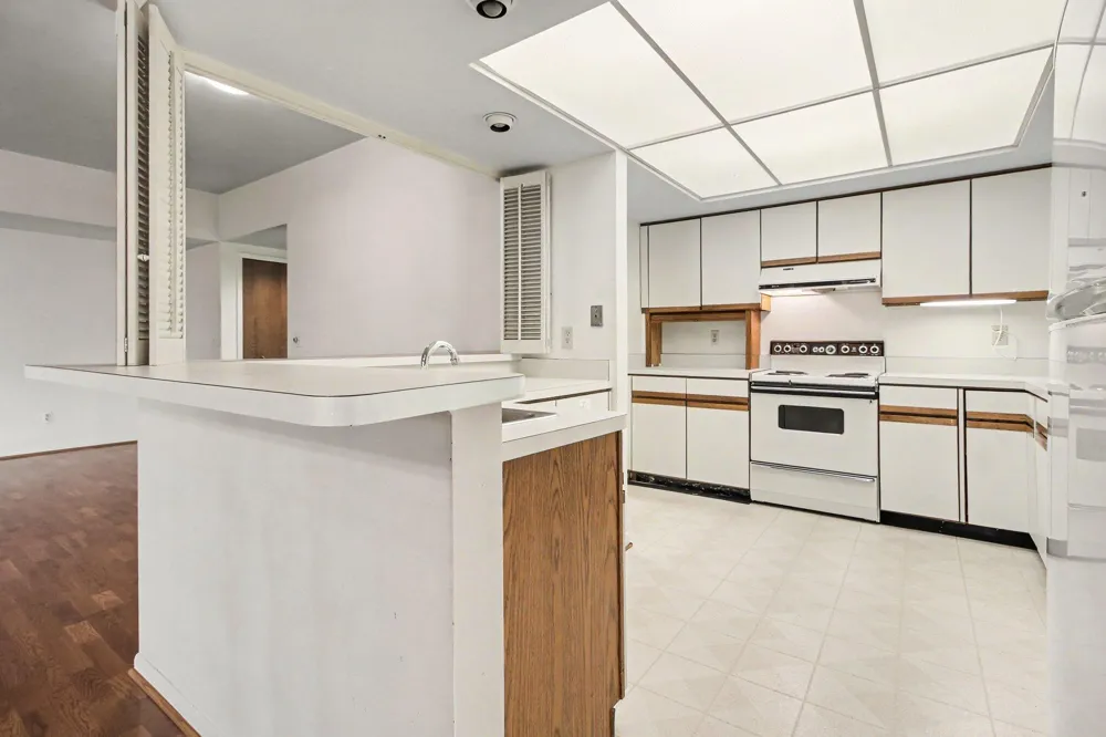 2115 Nature Cove Court #203 Ann Arbor, MI 48104