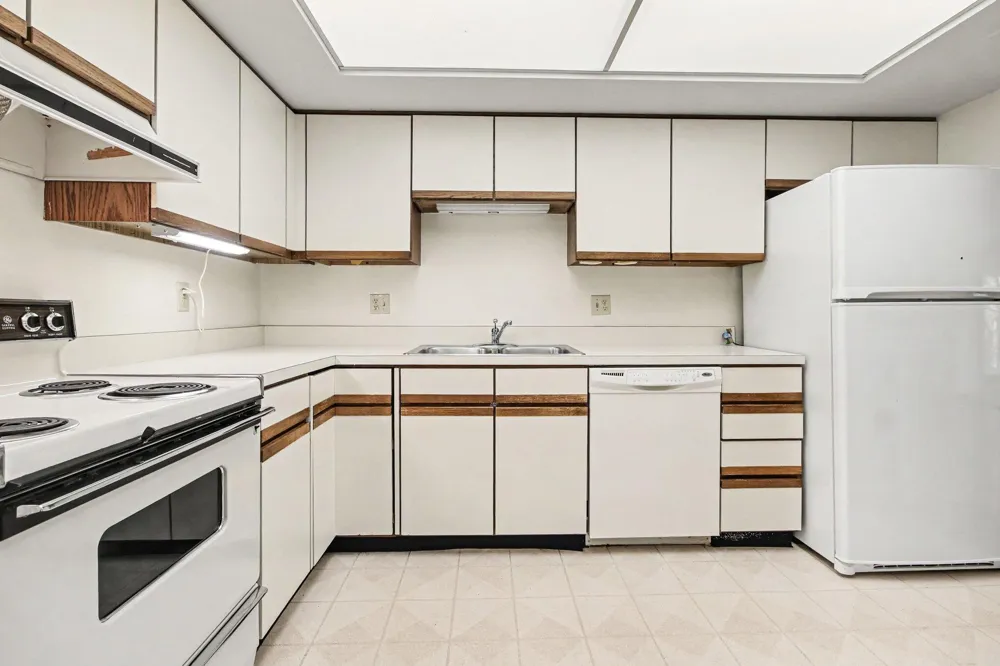 2115 Nature Cove Court #203 Ann Arbor, MI 48104