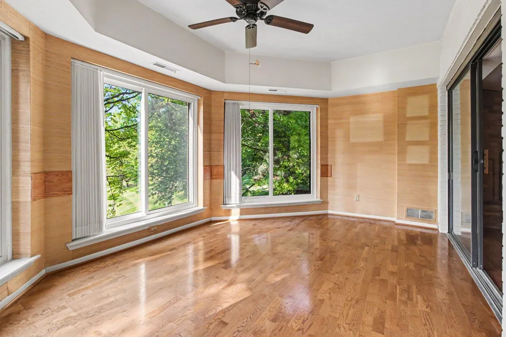 2115 Nature Cove Court #203 Ann Arbor, MI 48104