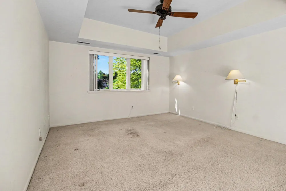 2115 Nature Cove Court #203 Ann Arbor, MI 48104