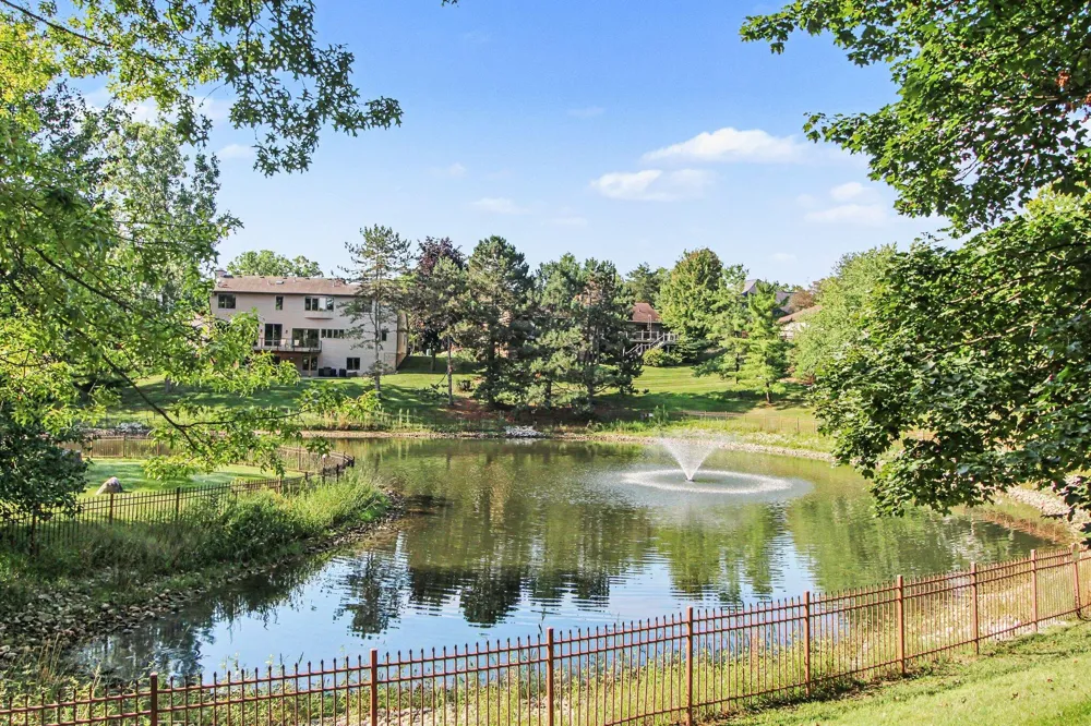 2115 Nature Cove Court #203 Ann Arbor, MI 48104