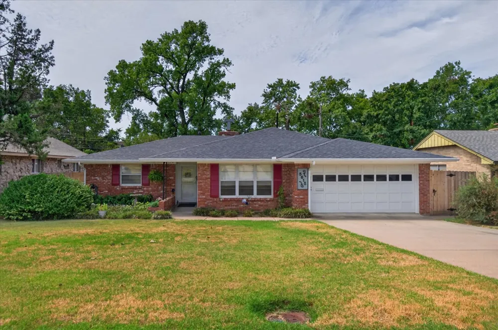 5615 Harvard Drive Bartlesville, OK 74006