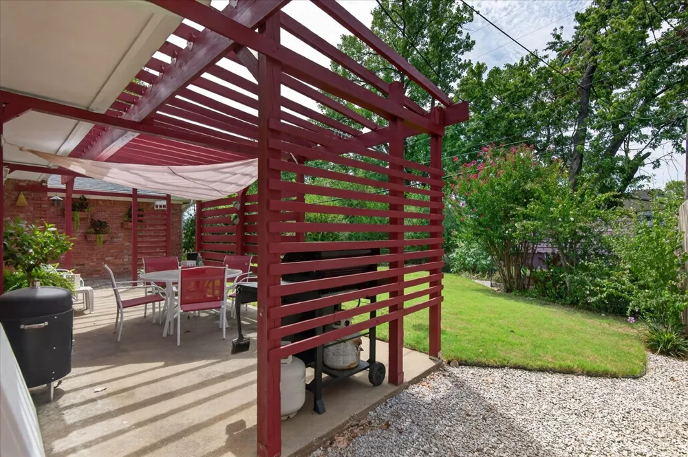 5615 Harvard Drive Bartlesville, OK 74006