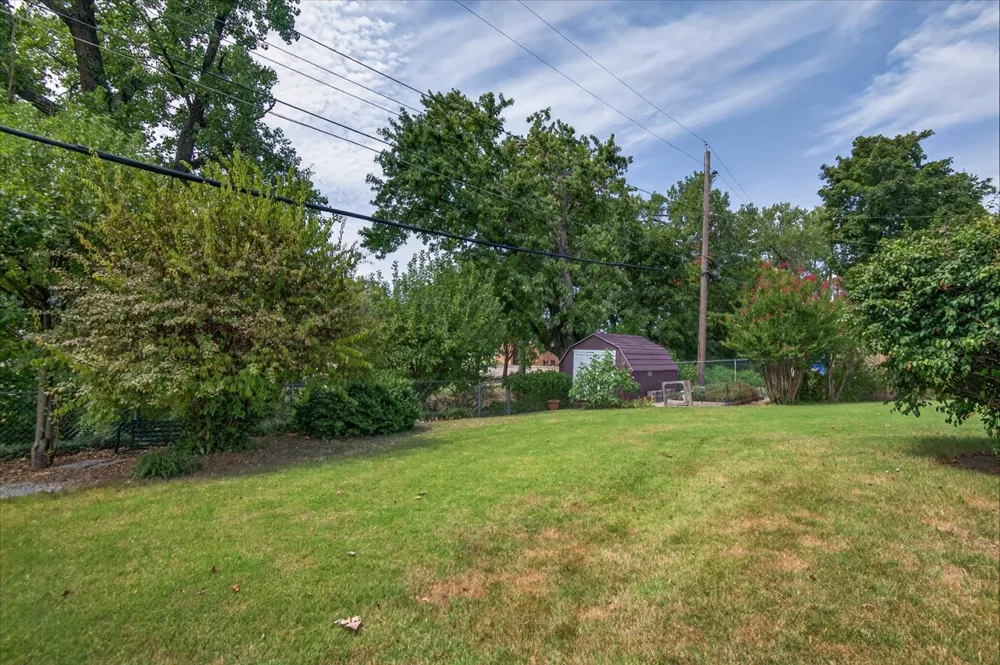 5615 Harvard Drive Bartlesville, OK 74006