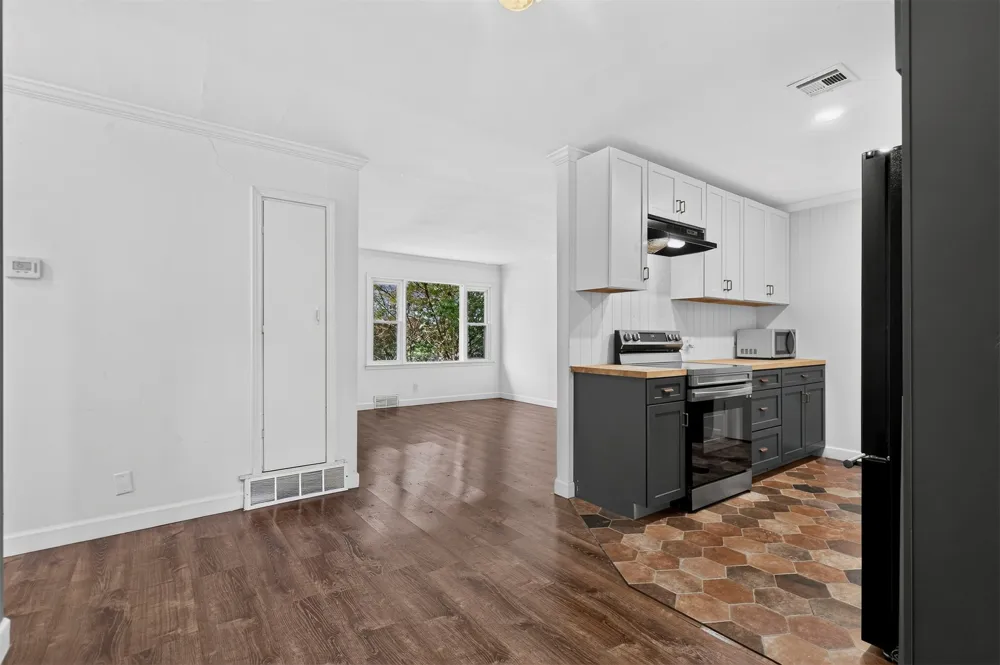 2127 W 46th Place Tulsa, OK 74107