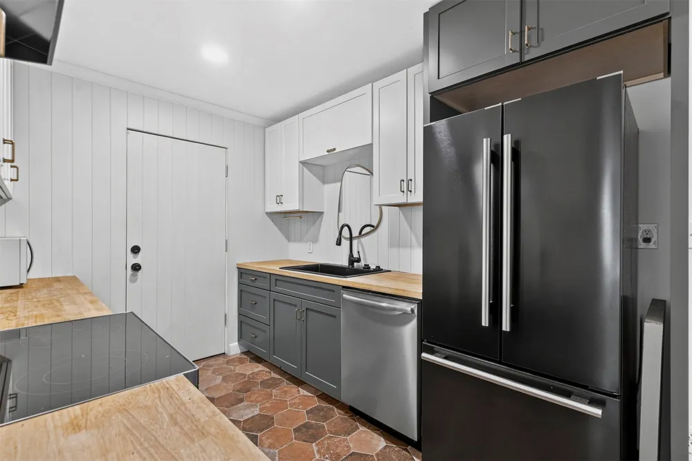 2127 W 46th Place Tulsa, OK 74107