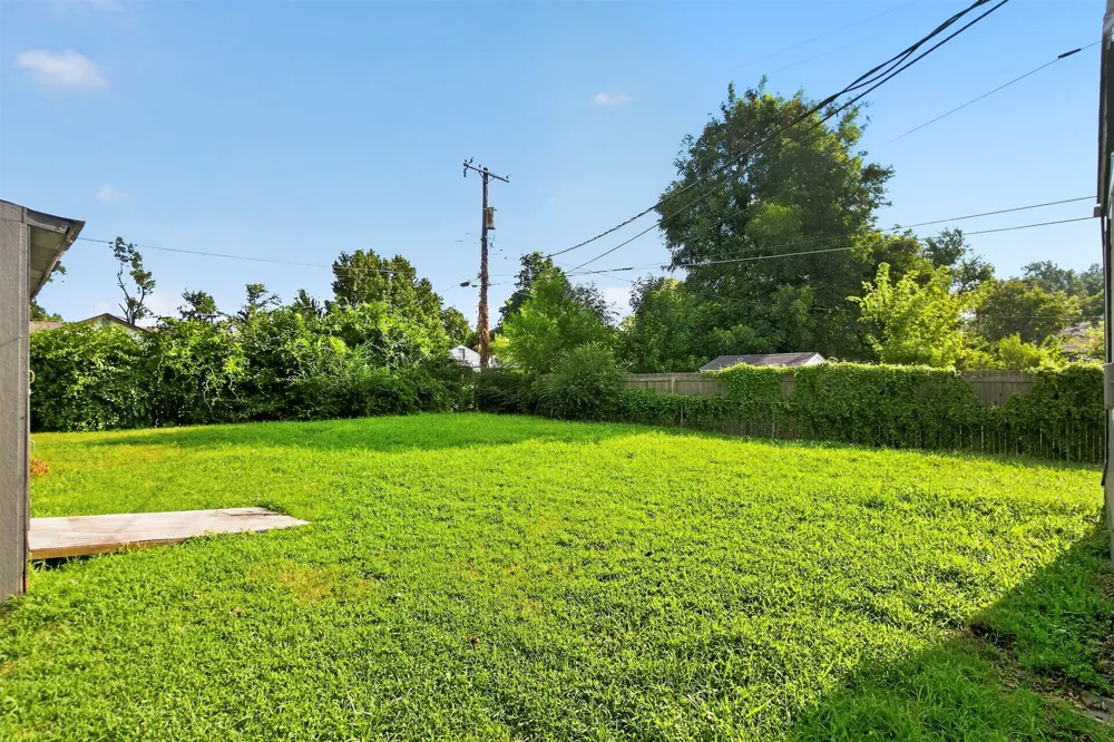 2127 W 46th Place Tulsa, OK 74107