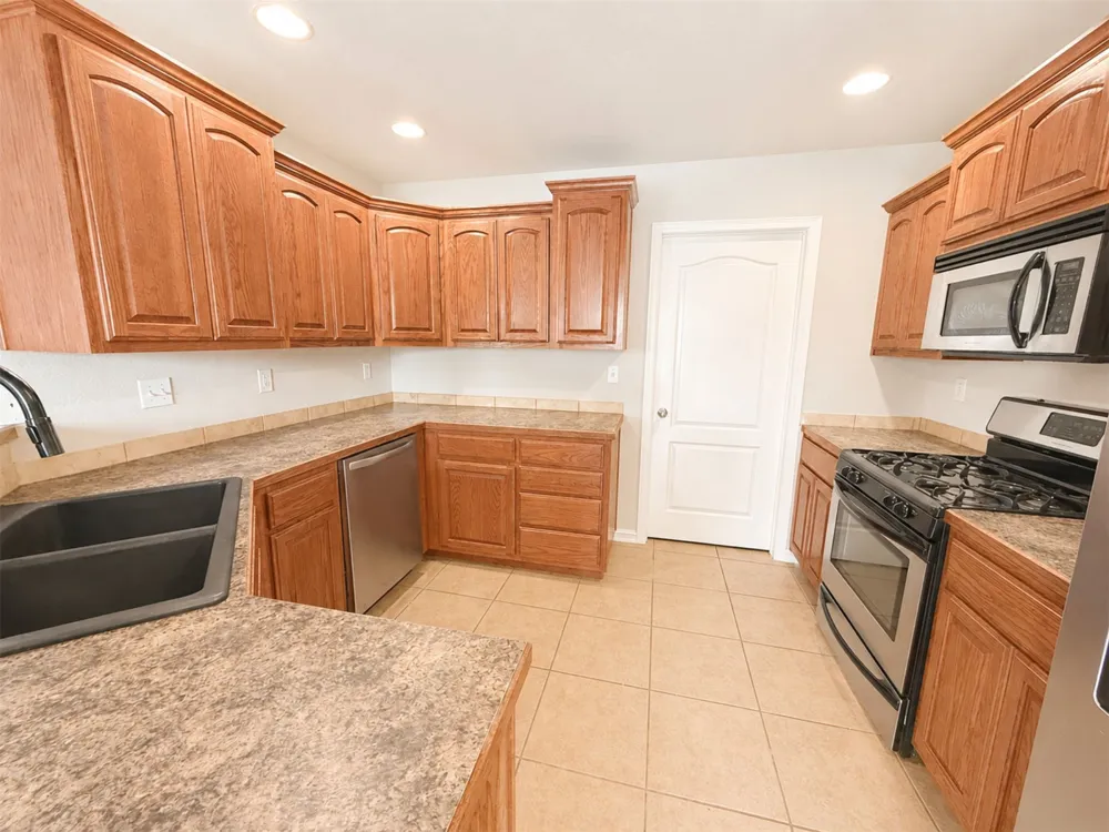 12141 108th EastAvenue Collinsville, OK 74021