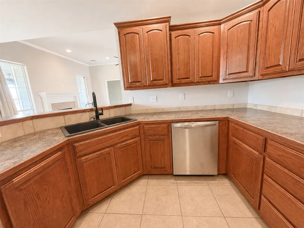 12141 108th EastAvenue Collinsville, OK 74021